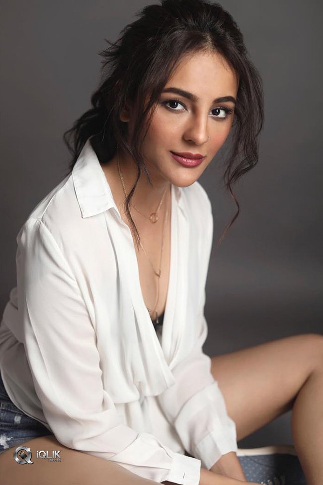 Seerat-Kapoor